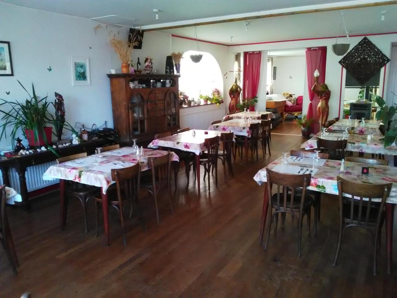 Le Relais De La Marche Hotel Aigurande Eksteriør billede